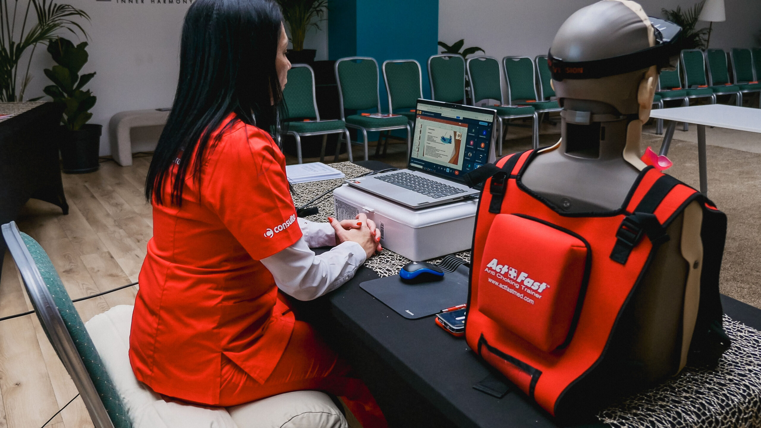 Galerie imagini cursuri de prim ajutor